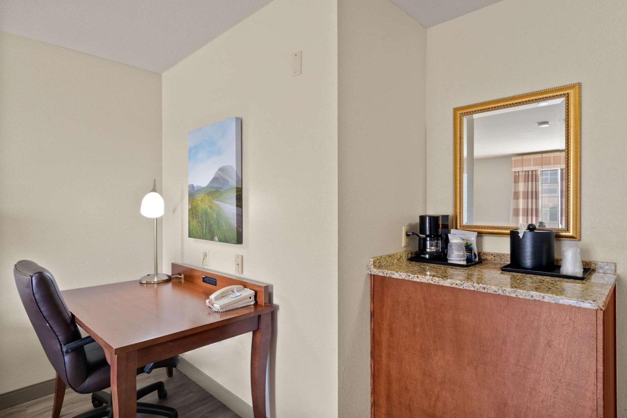 Country Inn & Suites By Radisson, Greeley, Co Exterior foto